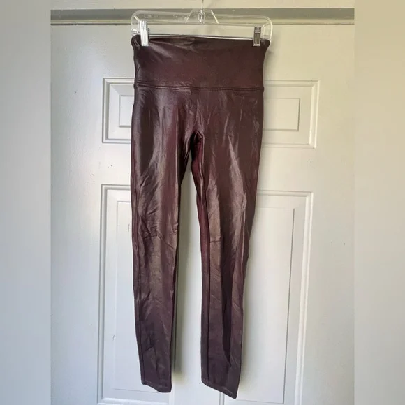 SPANX Mahogany burgundy Faux Leather Leggings Size Large